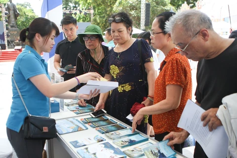 Discount tours offered at Hanoi festival