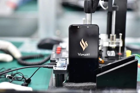 Vietnam’s smartphones strive to gain foothold in global markets