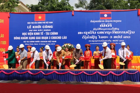 Vietnam helps Laos build economics-finance academy