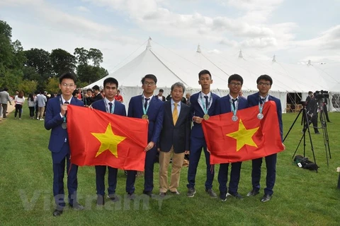 2019 IMO President lauds Vietnam’s math training model