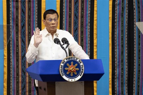 Philippine President vows to continue drugs, corruption fight