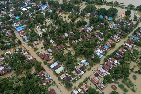 Myanmar: tens of thousands displaced by floods