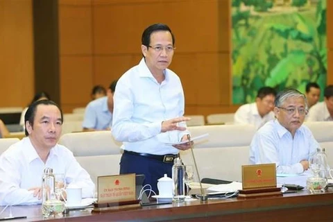 Labour minister clarifies issues regarding Vietnamese guest workers 