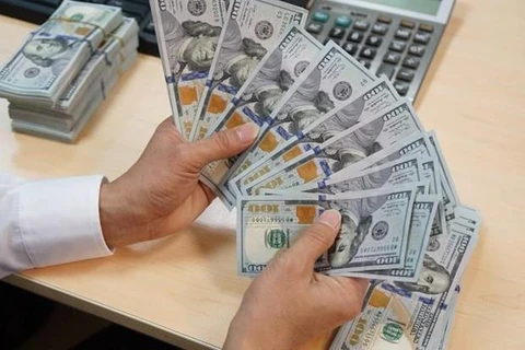 Reference exchange rate down 6 VND on August 15