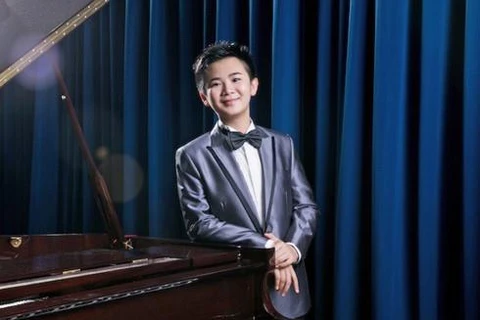 13-year-old Hong Kong piano prodigy returns to HCM City
