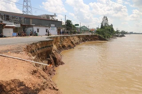 An Giang province's highway collapses into river