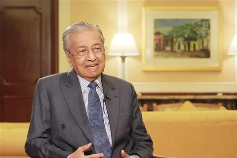 Malaysian PM hopes to enhance strategic partnership with Vietnam 