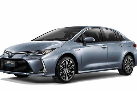 Toyota presents Corolla Altis hybrid sedan in Thailand