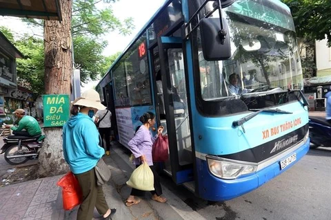 Heat inversion worsens air pollution in Hanoi: report