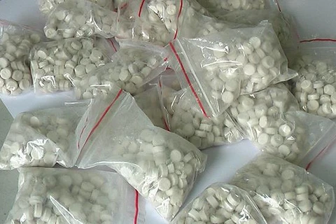 Quang Binh police seize 6,000 drug pills