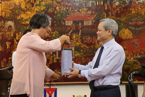 Bac Ninh shares experience in labour, employment with Cuba