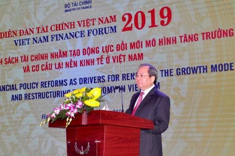 Vietnam Finance Forum 2019 takes place in Quang Ninh