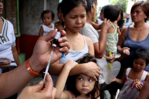 Philippines declares polio "outbreak"