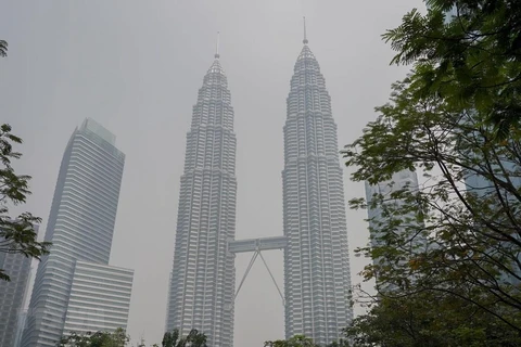 Thousands of schools in Malaysia, Indonesia close due to smog