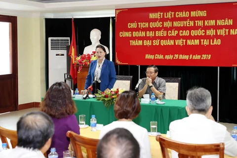 Top legislator visits Vietnamese Embassy in Laos