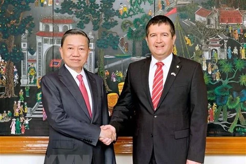 Vietnam, Czech Republic boost cooperation in crime combat 