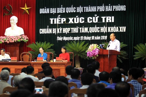 Vietnam to resolutely return foreign waste containers: PM