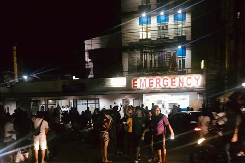 At least three people killed in earthquake in southern Philippines 