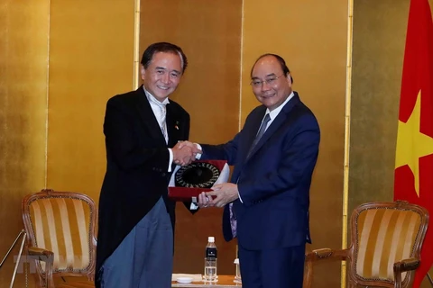 Prime Minister receives leaders of Japanese locality, newspaper