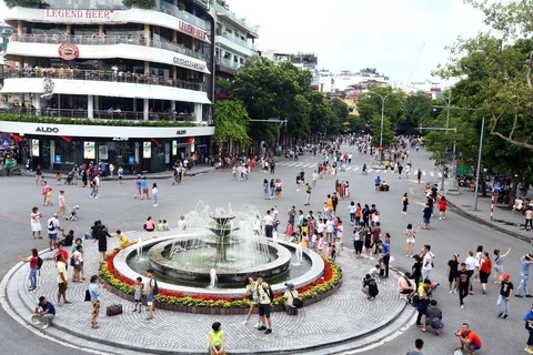 Hanoi plans to ban vehicles in nine streets around Hoan Kiem Lake