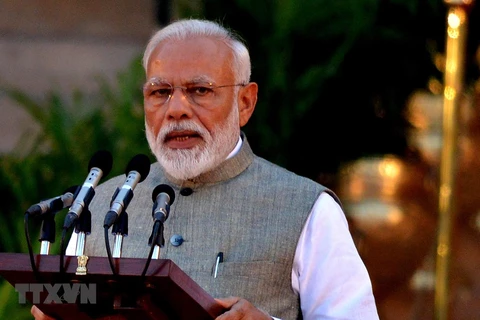Indian PM welcomes ASEAN’s decision to review FTA