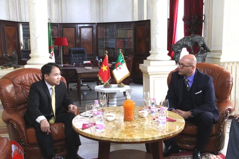 Vietnam, Algeria promote trade, investment at SIPA 2019