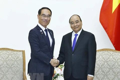 PM Phuc receives Japanese local official 