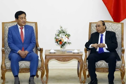 Prime Minister greets RoK financial group’s leader 