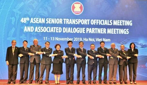 ASEAN senior transport officials meet in Hanoi 