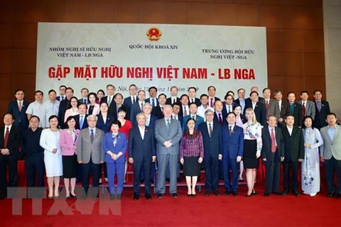 Vietnam – Russia friendship gathering held in Hanoi 