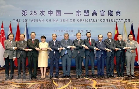 ASEAN, China seek to push socio-cultural, economic ties 