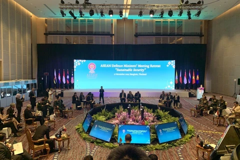 Vietnamese defence minister urges more internal integrity within ASEAN