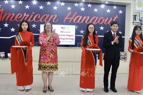 US interactive learning space launched at An Giang University 