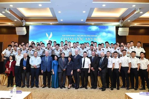 Vinpearl Air opens first pilot training course