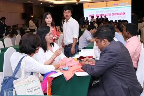 Vietnam, India enhance closer cooperation in textile sector