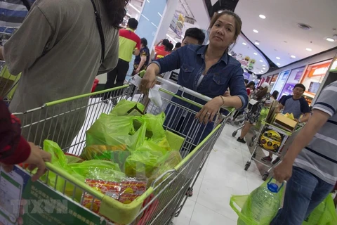 Many shops in Thailand to stop providing plastic bags 
