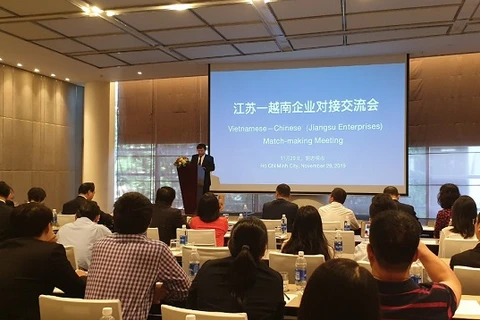 HCM City, Chinese Jiangsu province seek stronger business partnership