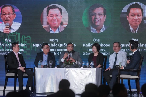Vietnam’s financial sector embraces digital era: conference