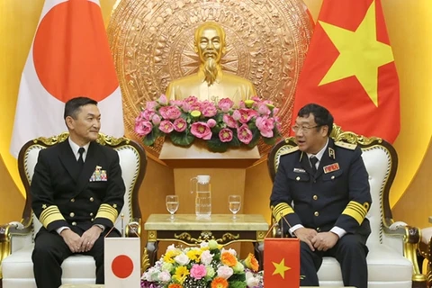 Japanese naval commander visits Vietnam