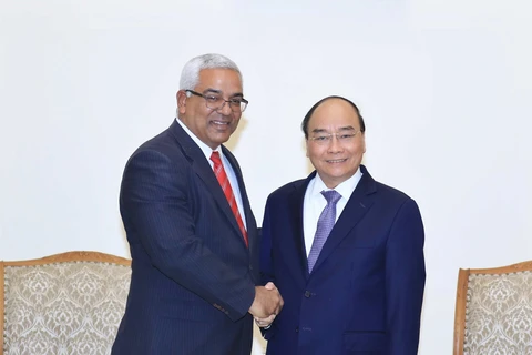 Prime Minister hosts Cuban Minister of Justice