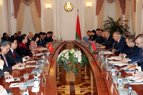 Top legislator meets with Belarusian Prime Minister