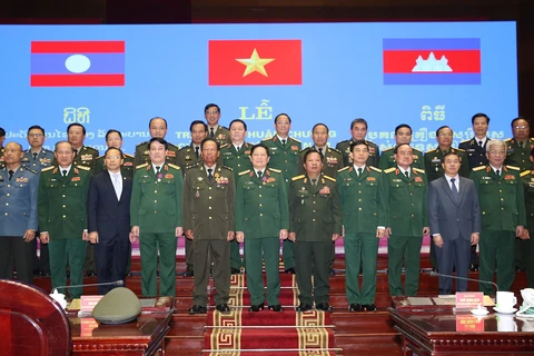 Vietnamese, Lao, Cambodian defence officials, units honoured