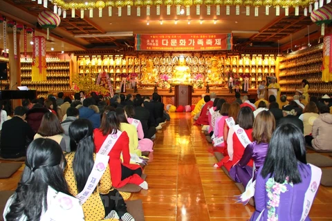 Vietnamese Buddhist followers in RoK celebrate upcoming New Year 
