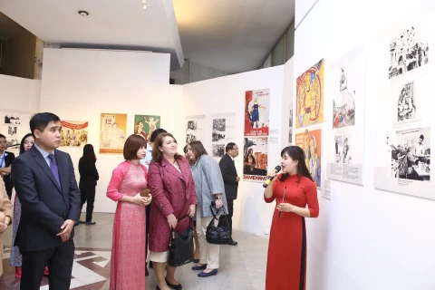 Hanoi exhibition spotlights Soviet Union’s women