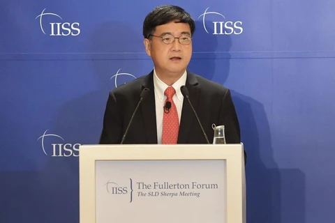 Vietnam attends Fullerton Forum in Singapore 