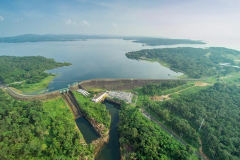 Thailand develops world’s largest hydro floating solar hybrid power project