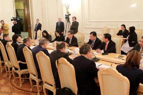 ASEAN Secretary General, Russian FM hold talks
