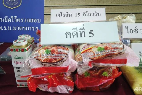 Thailand arrests two smuggling heroin in instant noodles