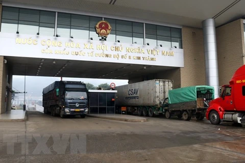Customs clearance resumed at Lao Cai border gate 