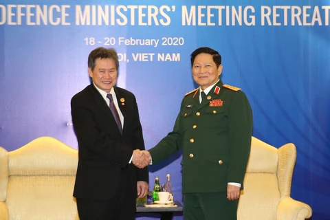 Defence Minister receives ASEAN Secretary-General in Hanoi